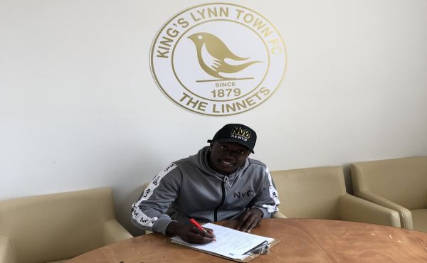 King`s Lynn Make First New Signing