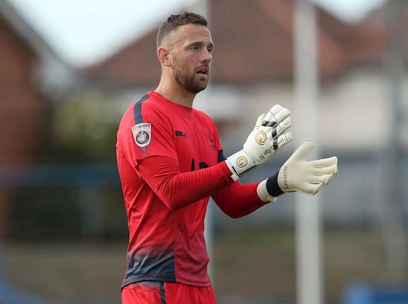Vastly Experienced Keeper Signs for Spireites