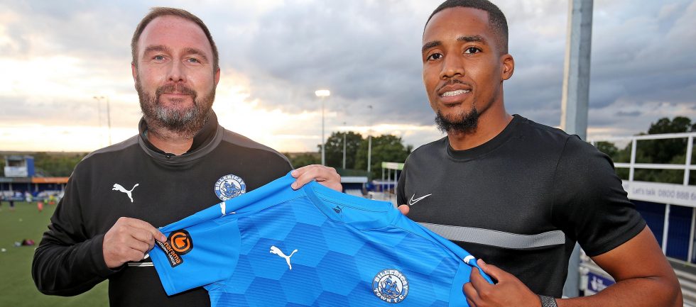 Winger Switches to Billericay