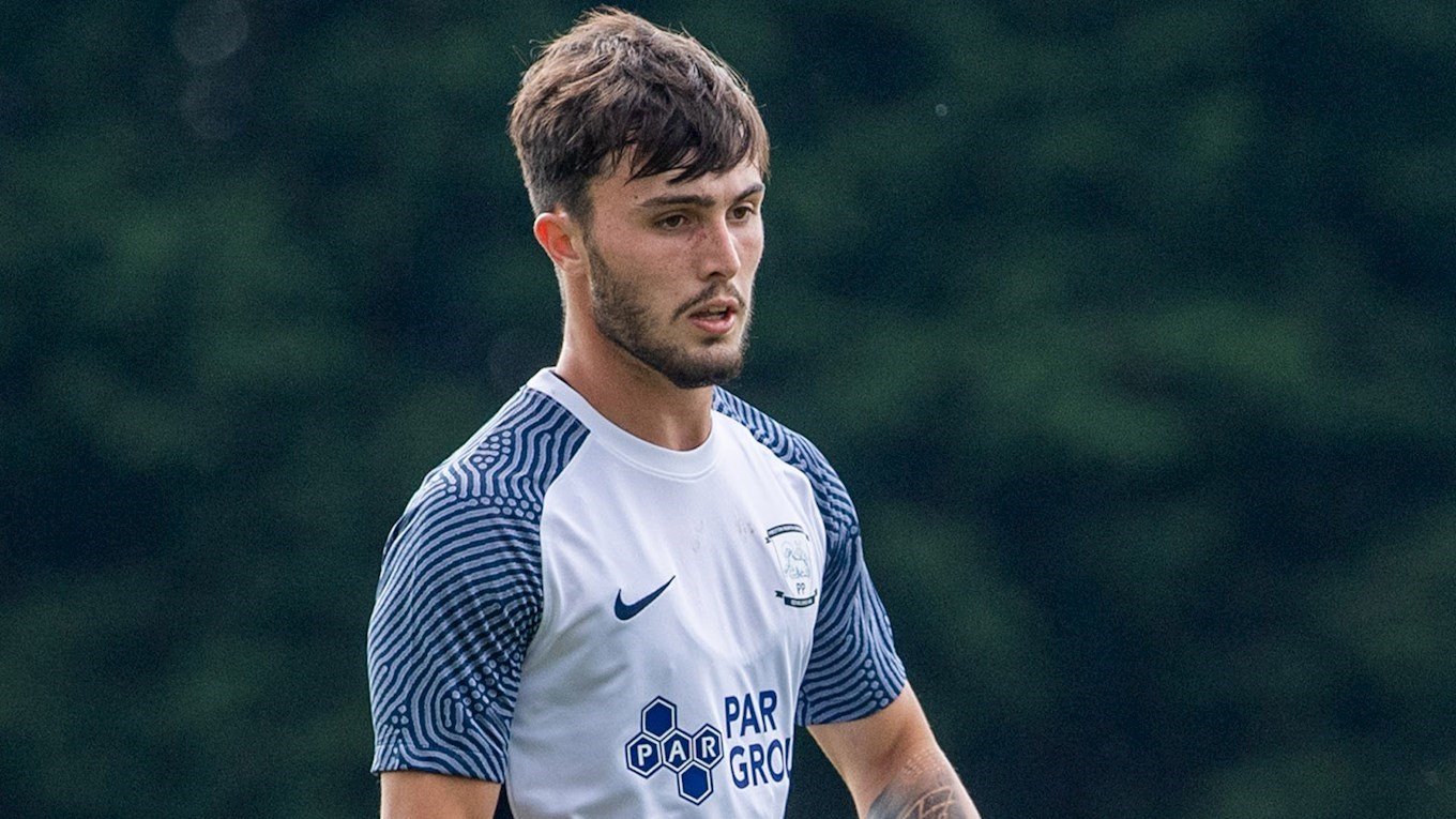 Preston Youngster Loaned to Wire
