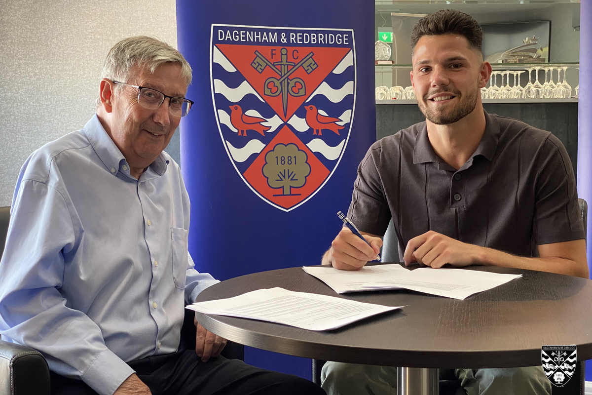 Daggers Switch for Defender