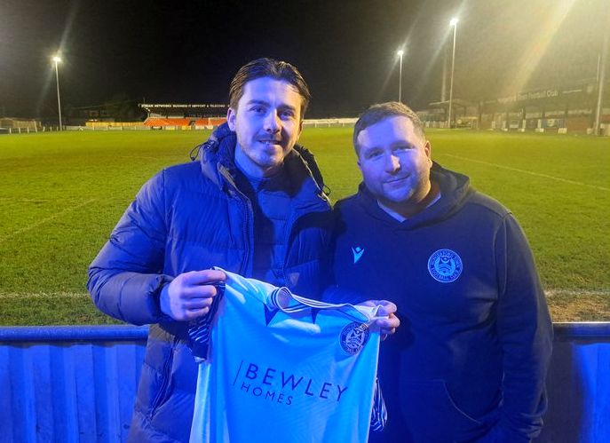 Delaney Steps Up With Hungerford